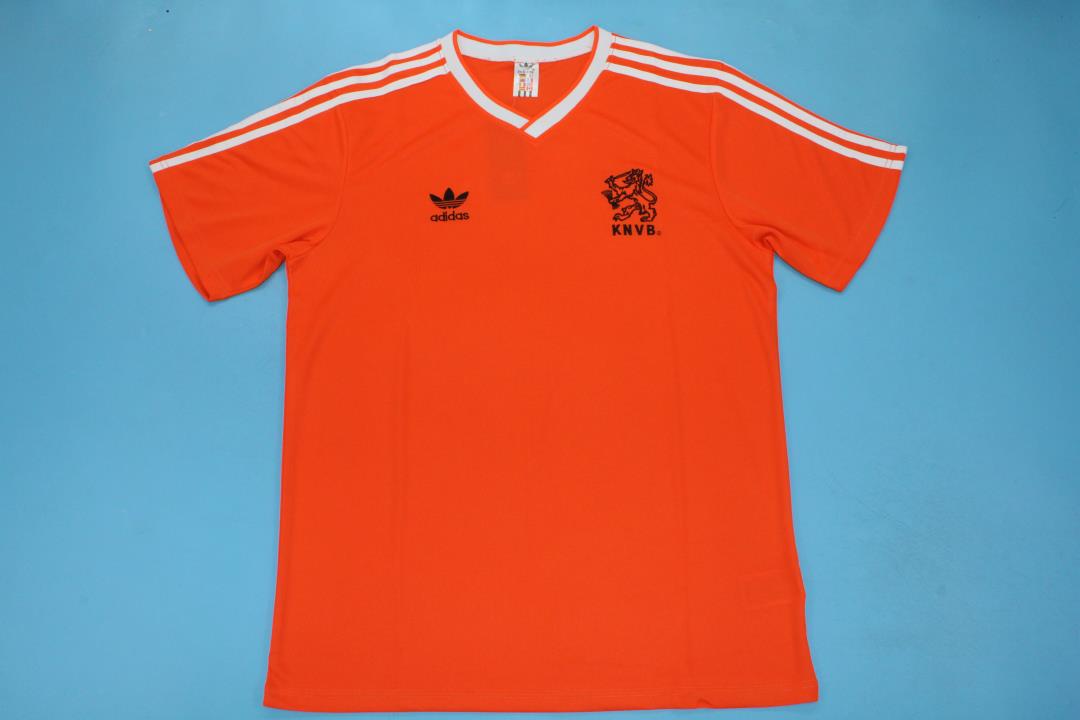 AAA Quality Netherlands 1986 Home Soccer Jersey